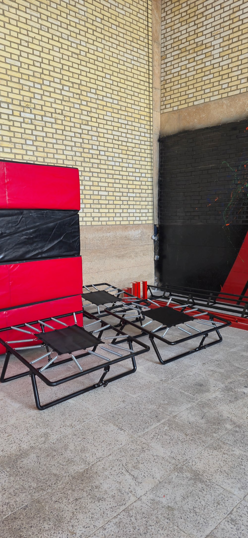 مینی ترامپولین