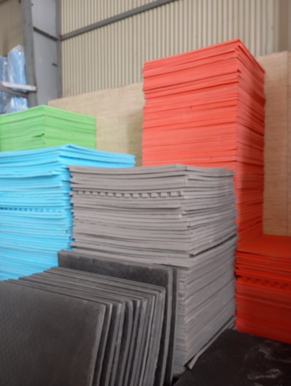 انواع تاتمی ، گرانول و کفپوش