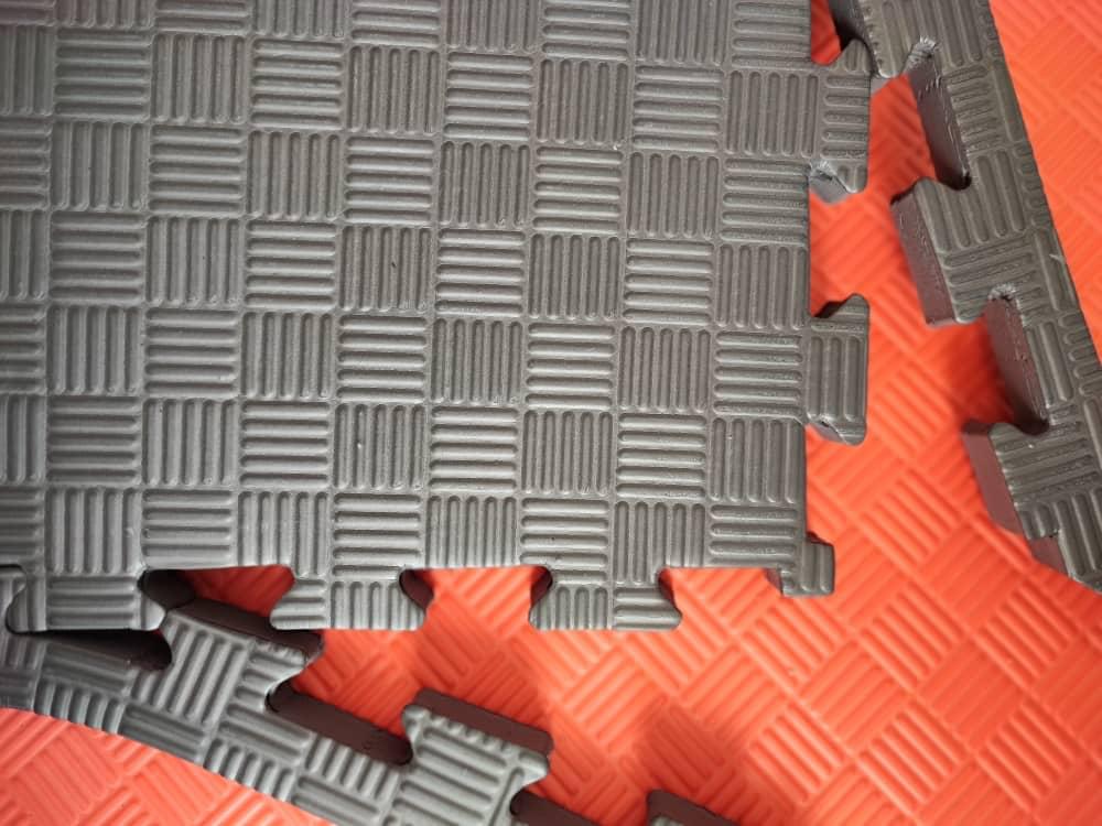 انواع تاتمی ، گرانول و کفپوش